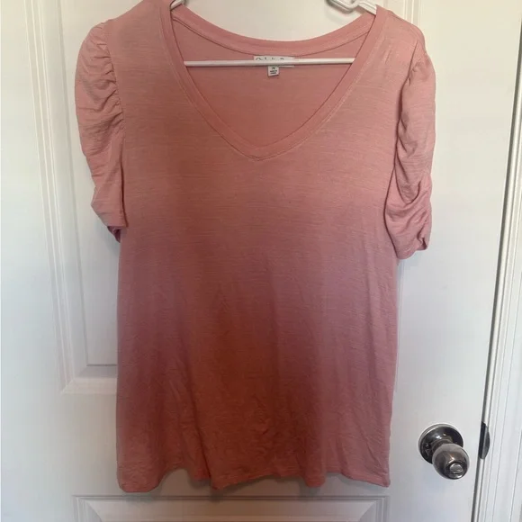 Lot of 3 Women’s Tops - Picture 8 of 10